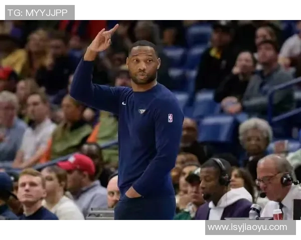 鹈鹕完成交易,成功签下全明星大前锋,球队战力大增 鹈鹕完成交易,成功签下全明星大前锋,球队战力大增